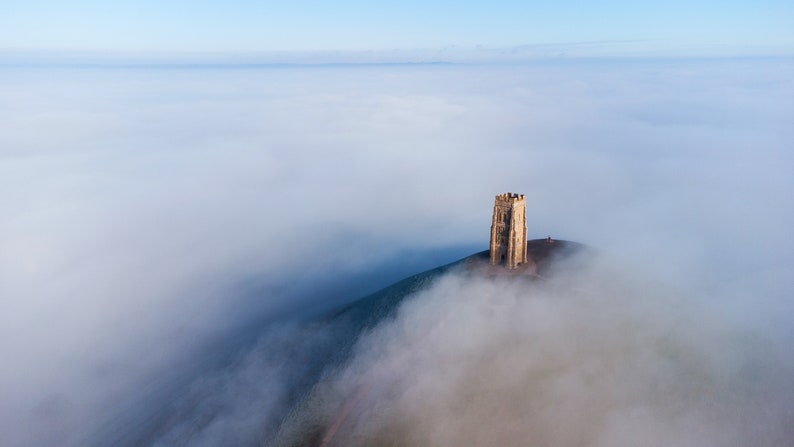 Fermo come una torre nella tempesta