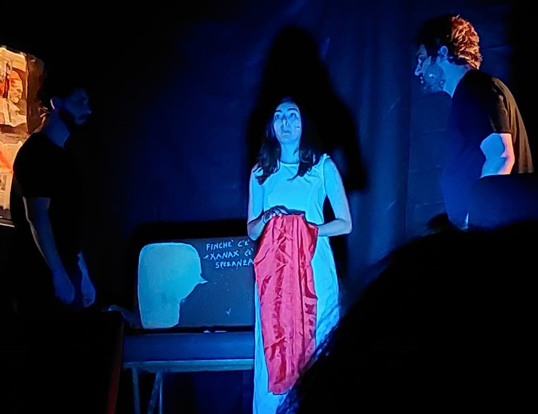T(h)ree - compagnia teatrale carrozza 3
